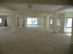 In Anna Salai office space for rent for 2500Sqft in 1st floo